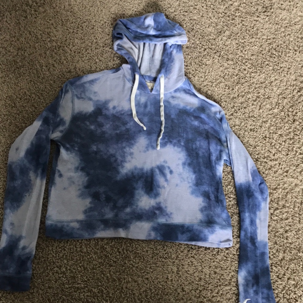 Tie dye blue cropped hoodie